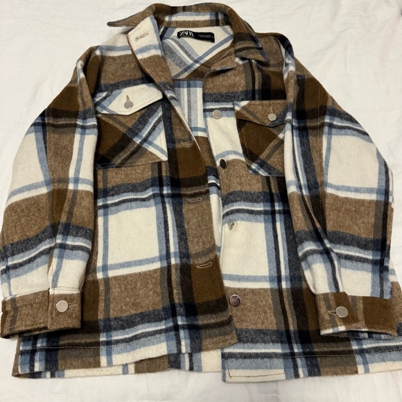 Zara Wool-Blend Oversized Shacket - Picture 5 of 7